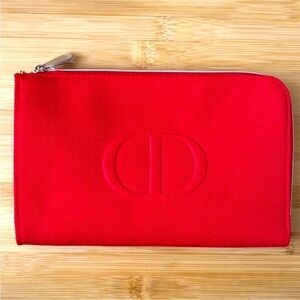 NEW DIOR BEAUTY POUCH